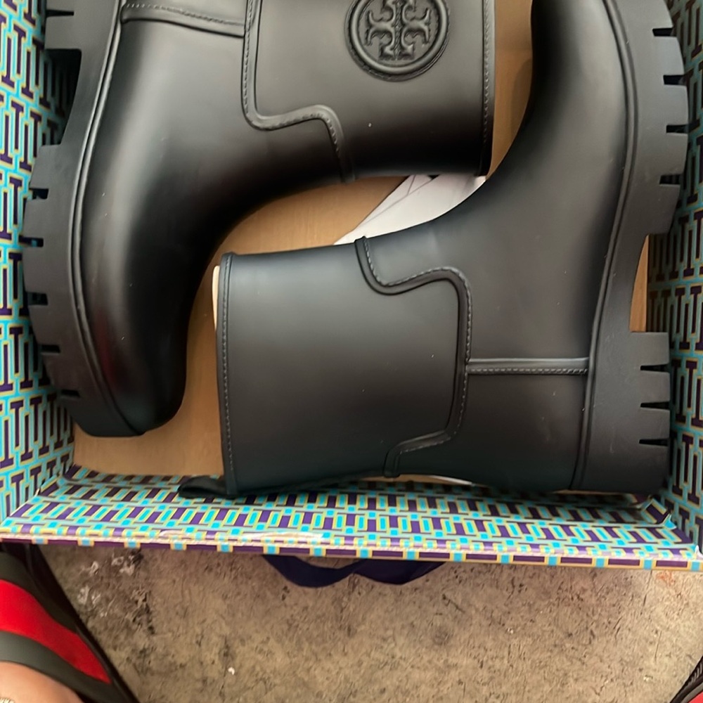 Tory Burch Black Glossy Rain Boots Mid-Calf
